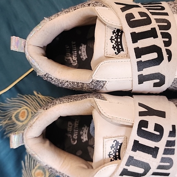Juicy Couture Sneakers - Picture 5 of 8